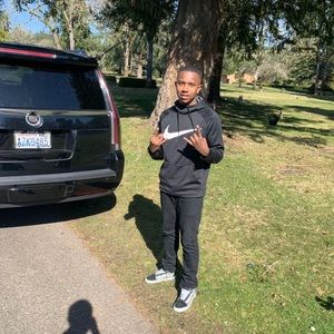 Meet your Posher, Trey